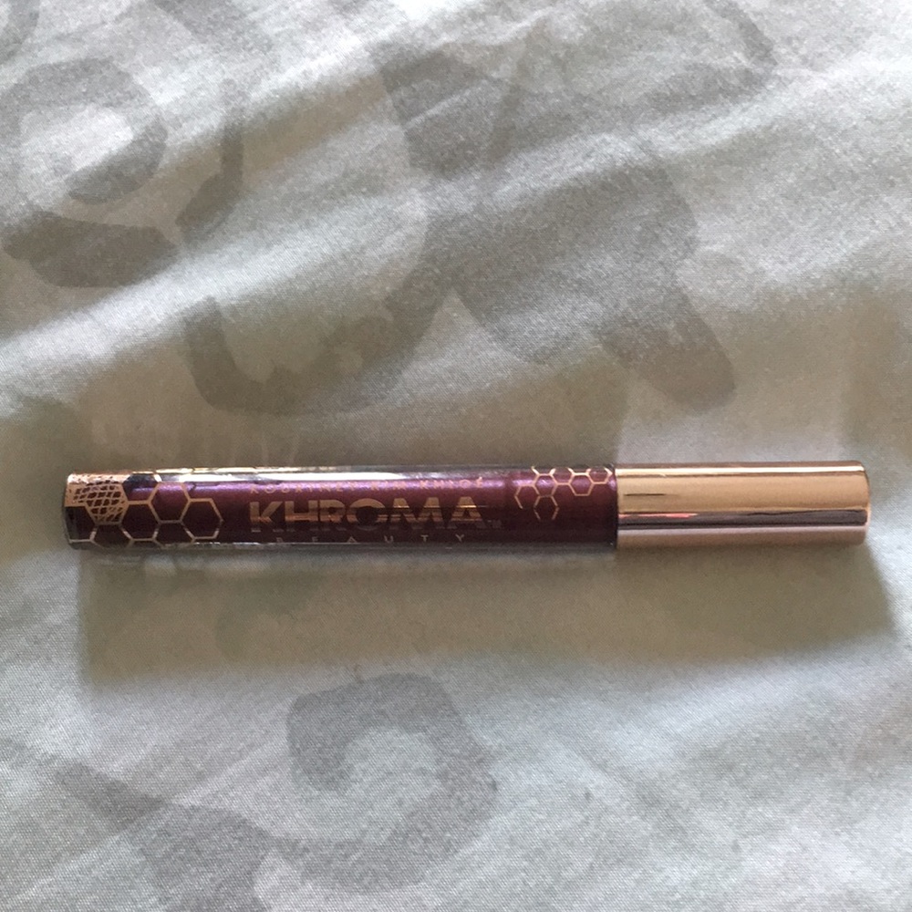 Khroma lipstick